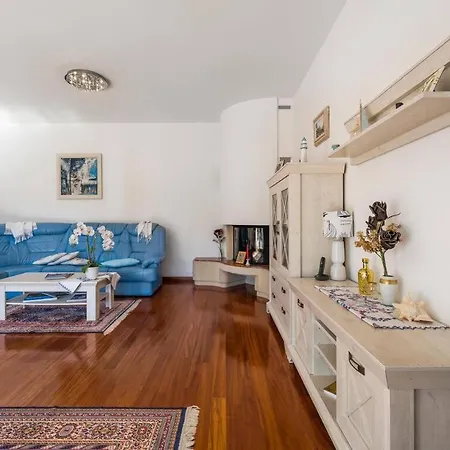 Blue Adria Villa