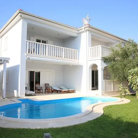 Blue Adria Villa *