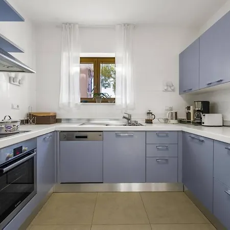 Blue Adria Villa *
